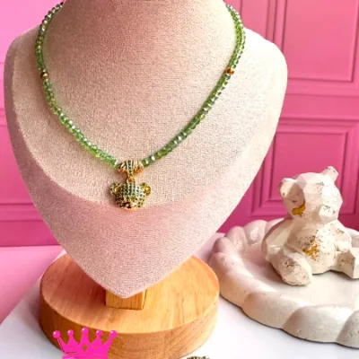 Collar con cristales de murano dijes y aretes en rodio