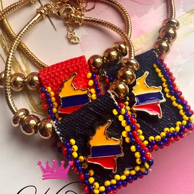 Pulseras con dije del mapa de Colombia en rojo y color jean