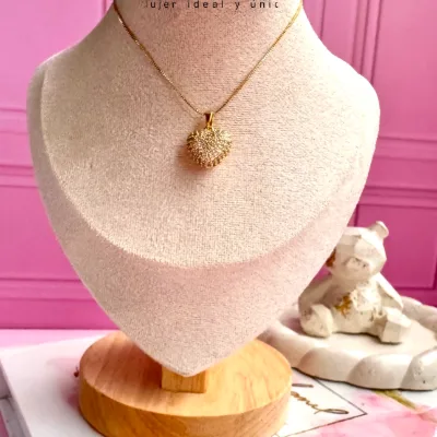 Collar y aretes en rodio
